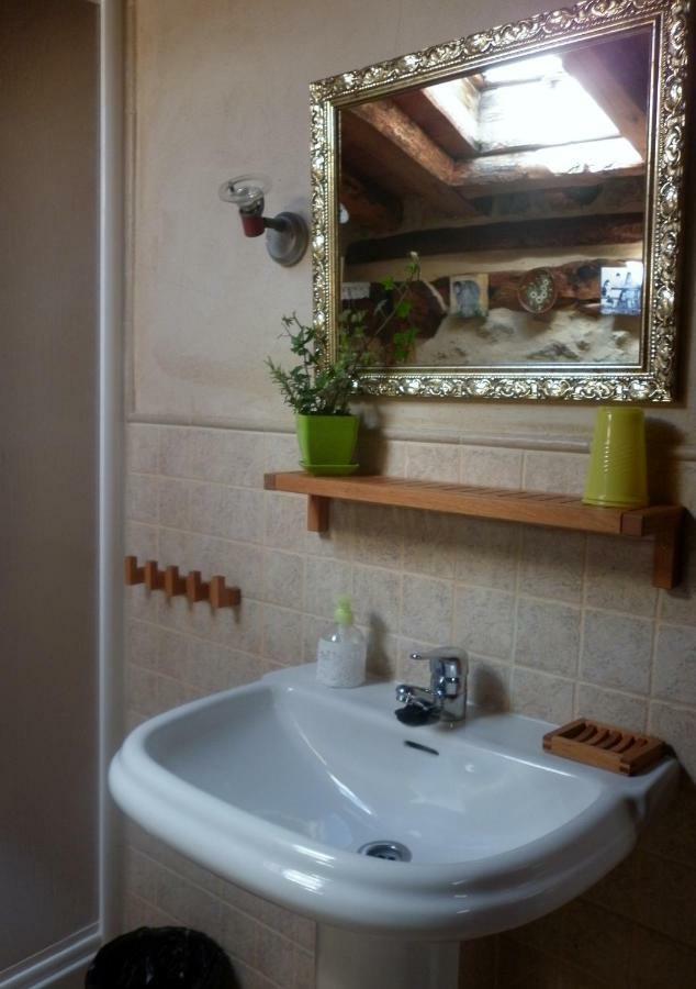 Torremocha de Ayllón Casa Rural Calle Real Bed & Breakfast エクステリア 写真