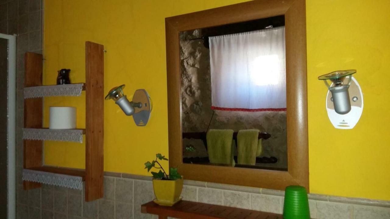 Torremocha de Ayllón Casa Rural Calle Real Bed & Breakfast エクステリア 写真