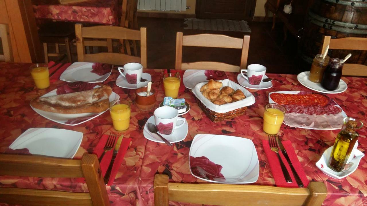 Torremocha de Ayllón Casa Rural Calle Real Bed & Breakfast エクステリア 写真