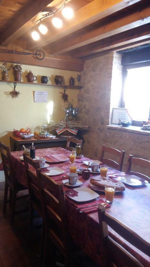 Torremocha de Ayllón Casa Rural Calle Real Bed & Breakfast エクステリア 写真